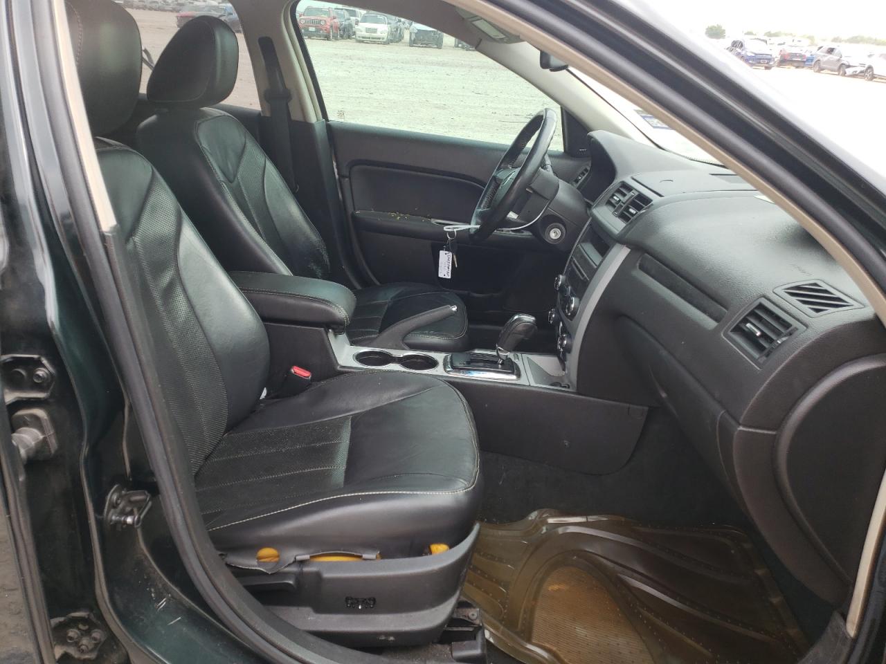 Photo 5 from auction – 2010 MERCURY MILAN PREM with VIN 3MEHM0JG6AR658988