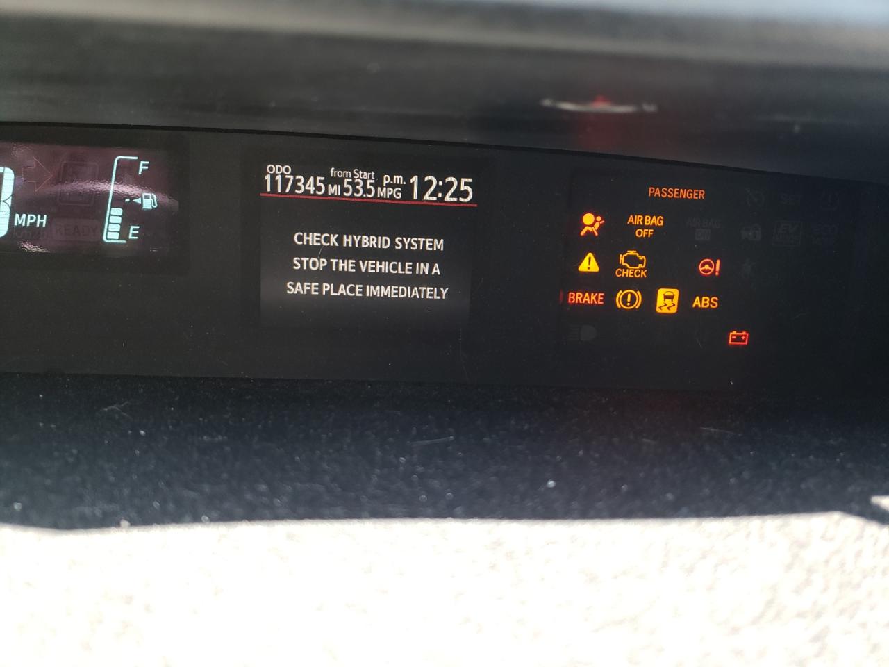 Photo 8 from auction – 2014 TOYOTA PRIUS C with VIN JTDKDTB33E1074259
