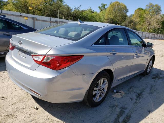 Photo 4 from auction – 2011 HYUNDAI SONATA GLS with VIN 5NPEB4AC4BH122396