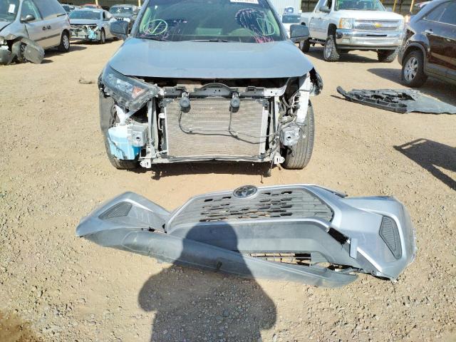 Photo 9 from auction – 2019 TOYOTA RAV4 LE with VIN JTMF1RFV4KD015143