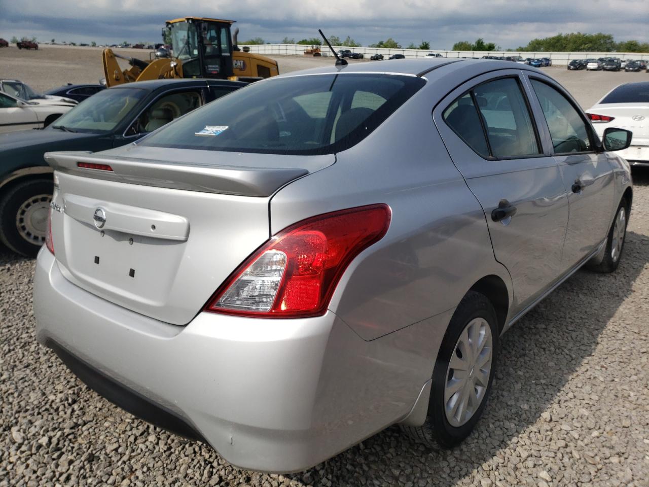 Photo 4 from auction – 2017 NISSAN VERSA S with VIN 3N1CN7AP3HL849947
