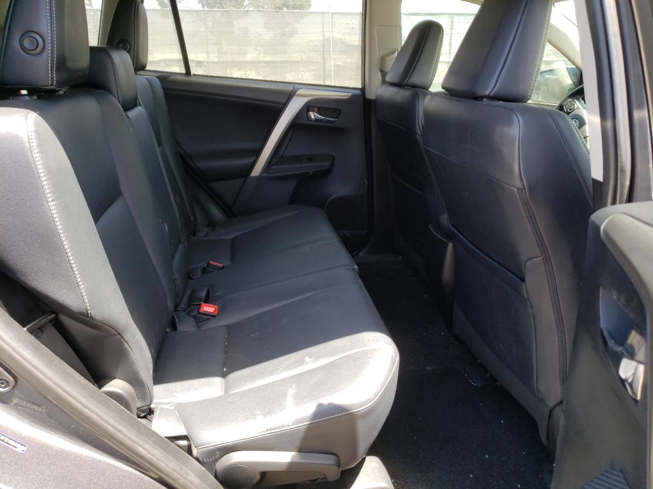 Photo 6 from auction – 2013 TOYOTA RAV4 LIMIT with VIN 2T3YFREV0DW068486