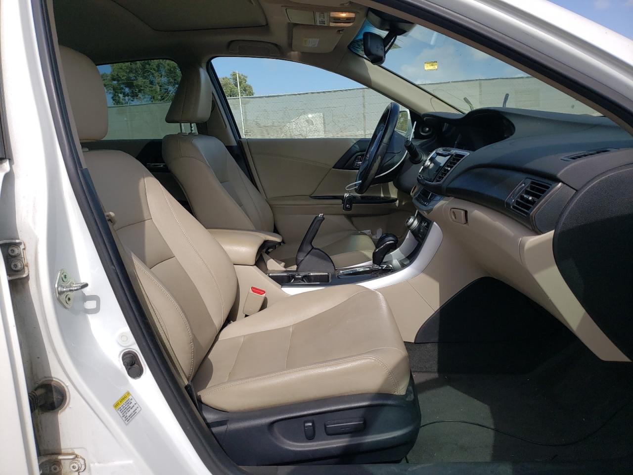 Photo 5 from auction – 2013 HONDA ACCORD EXL with VIN 1HGCR3F80DA014984