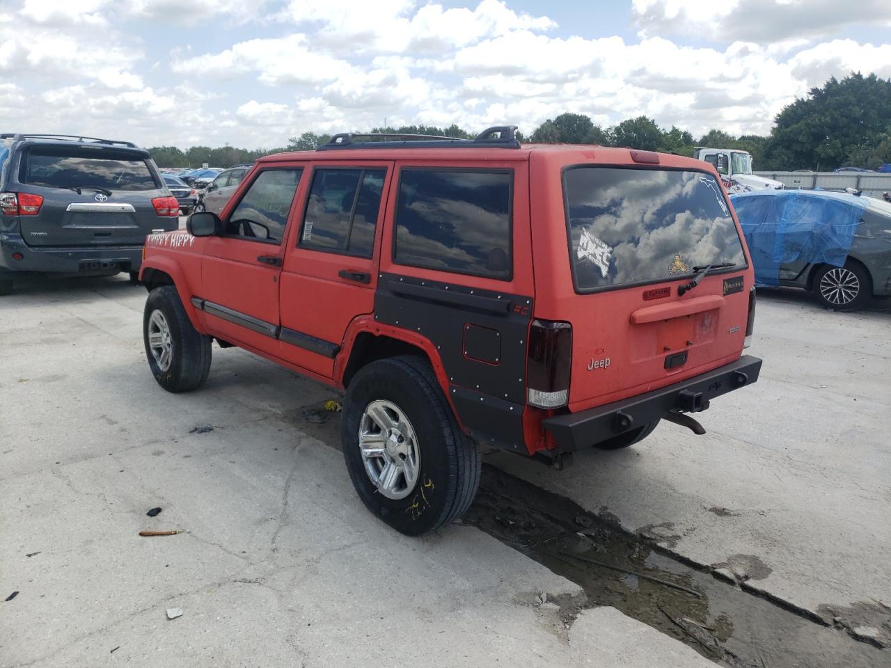 Photo 3 from auction – 2000 JEEP CHEROKEE S with VIN 1J4FT48S4YL189318