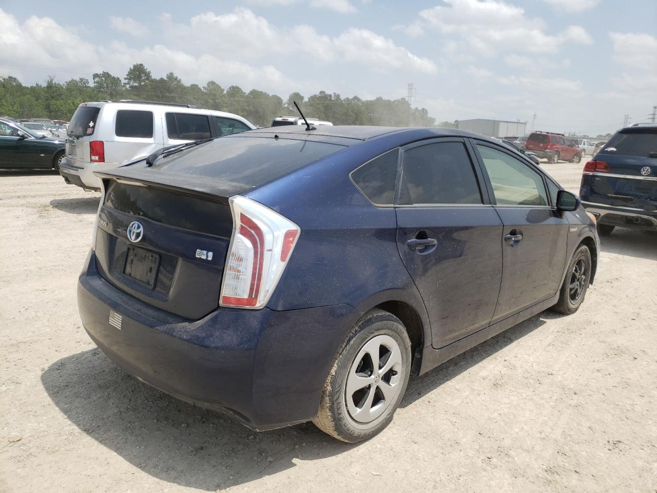 Photo 4 from auction – 2012 TOYOTA PRIUS with VIN JTDKN3DU3C1600177
