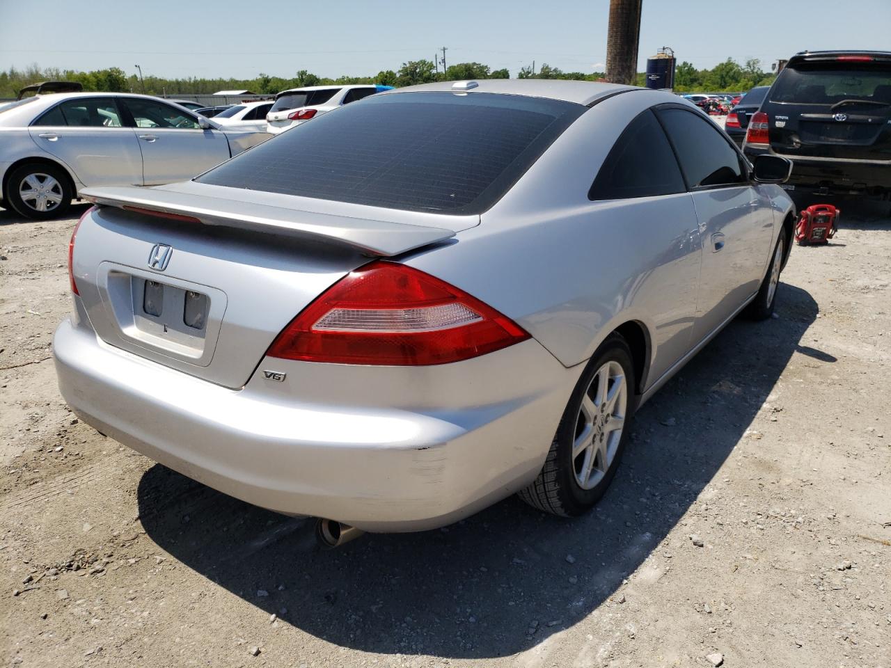 Photo 4 from auction – 2004 HONDA ACCORD EX with VIN 1HGCM82704A005503