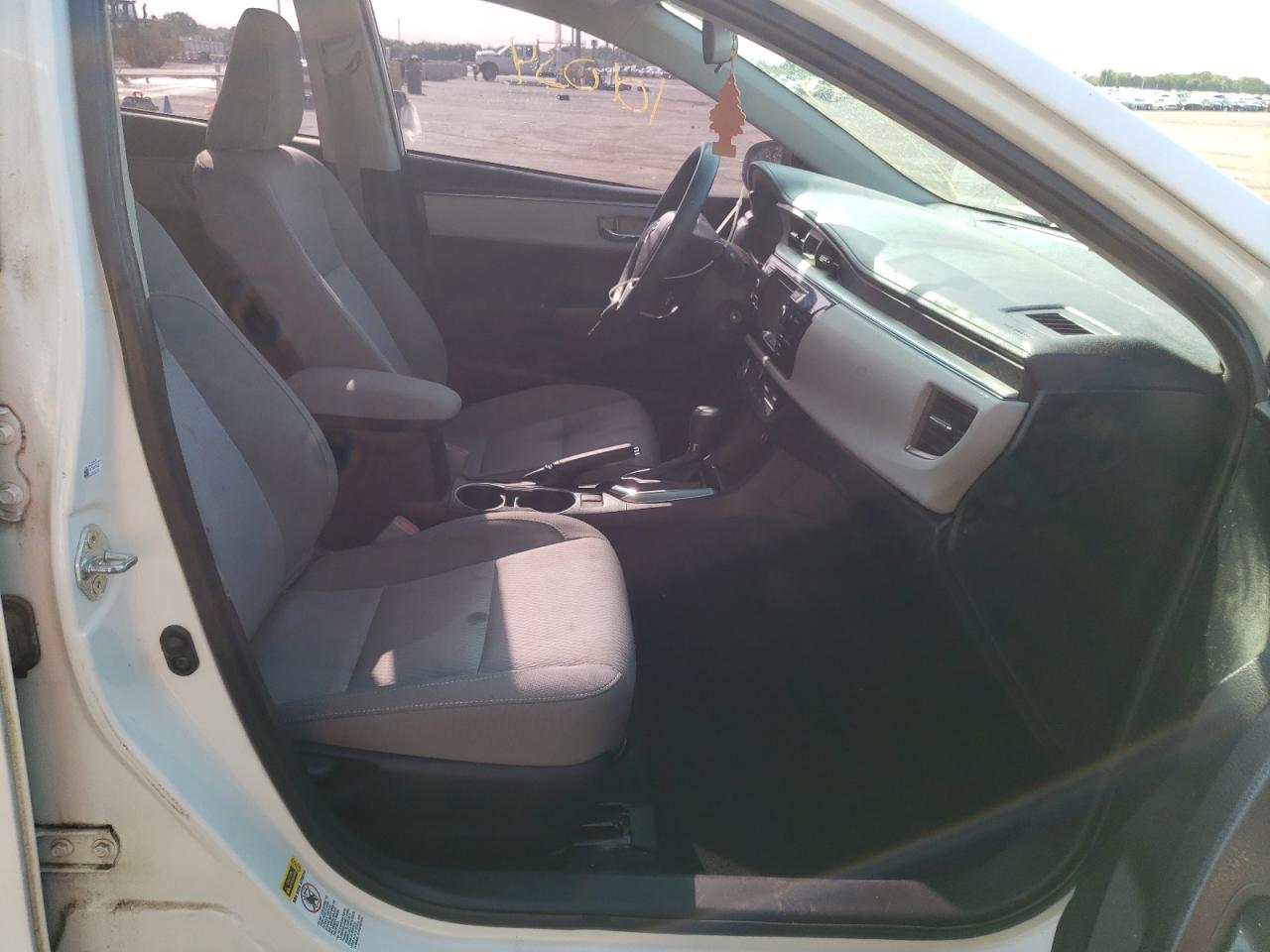 Photo 5 from auction – 2015 TOYOTA COROLLA L with VIN 2T1BURHE4FC287116