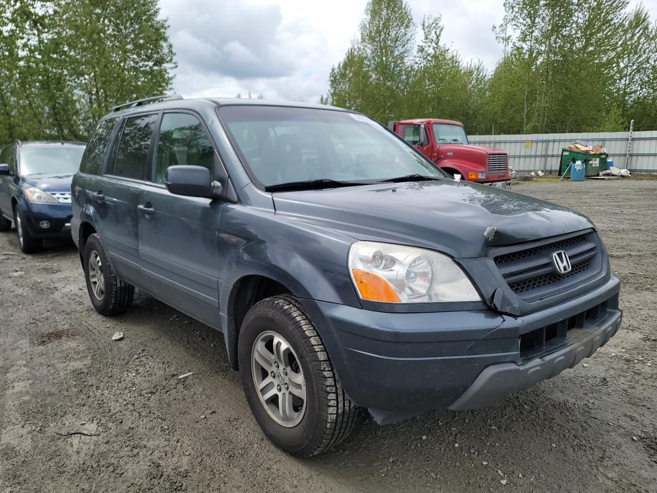 HONDA PILOT EXL 2004 with VIN 2HKYF18594H622290 - Photo from auction