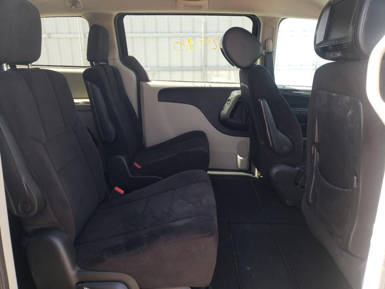 Photo 6 from auction – 2013 DODGE GRAND CARA with VIN 2C4RDGCG3DR739369