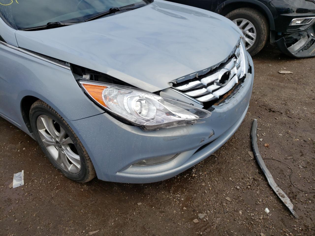 Photo 9 from auction – 2012 HYUNDAI SONATA SE with VIN 5NPEC4AC8CH447860