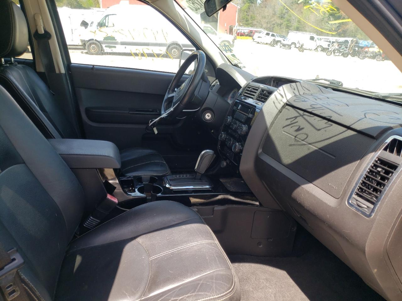 Photo 5 from auction – 2008 MAZDA TRIBUTE I with VIN 4F2CZ92Z88KM16154