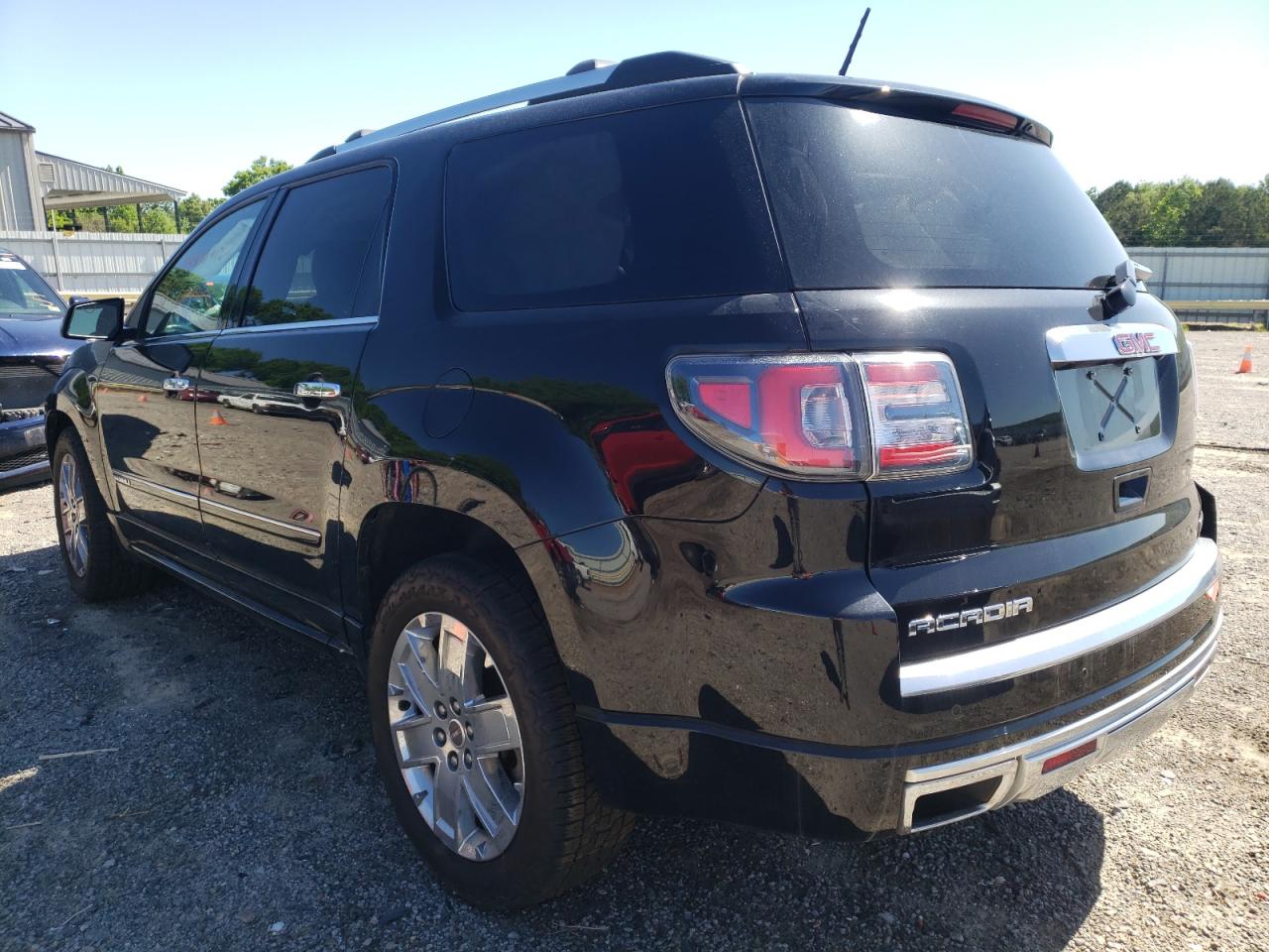 Photo 3 from auction – 2016 GMC ACADIA DEN with VIN 1GKKVTKD0GJ340964