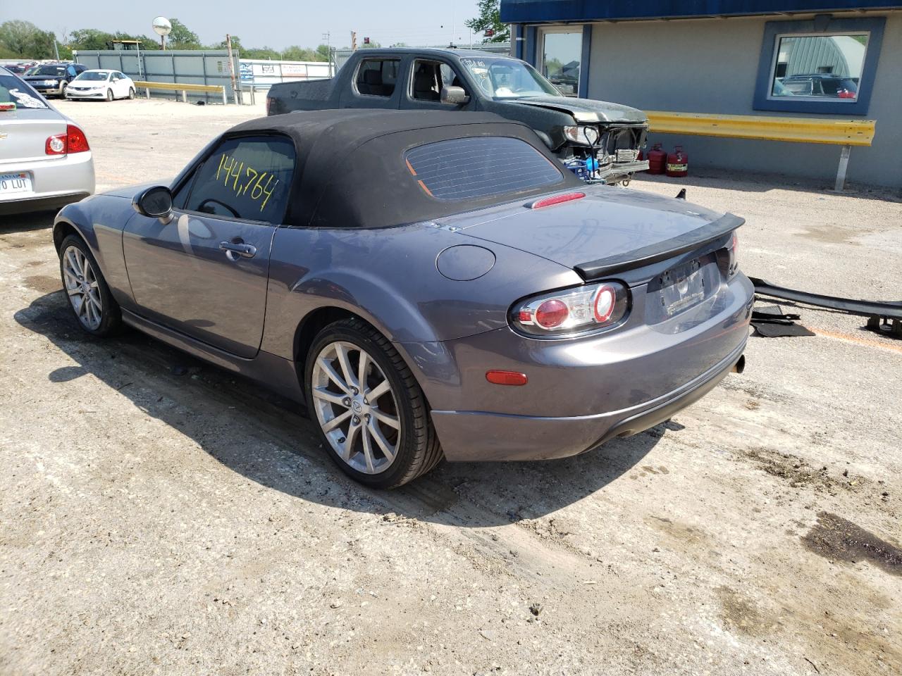 Photo 3 from auction – 2007 MAZDA MX-5 MIATA with VIN JM1NC25F270126733