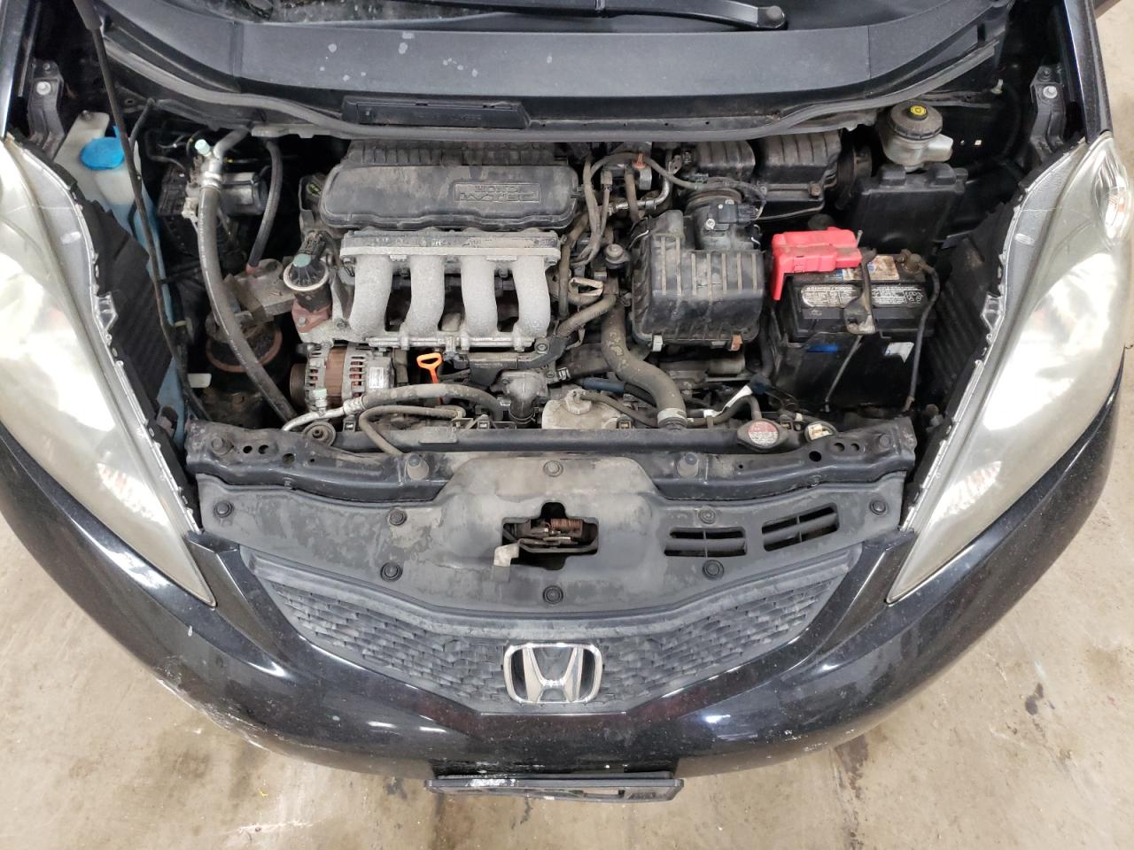 Photo 7 from auction – 2011 HONDA FIT with VIN JHMGE8H33BS011027