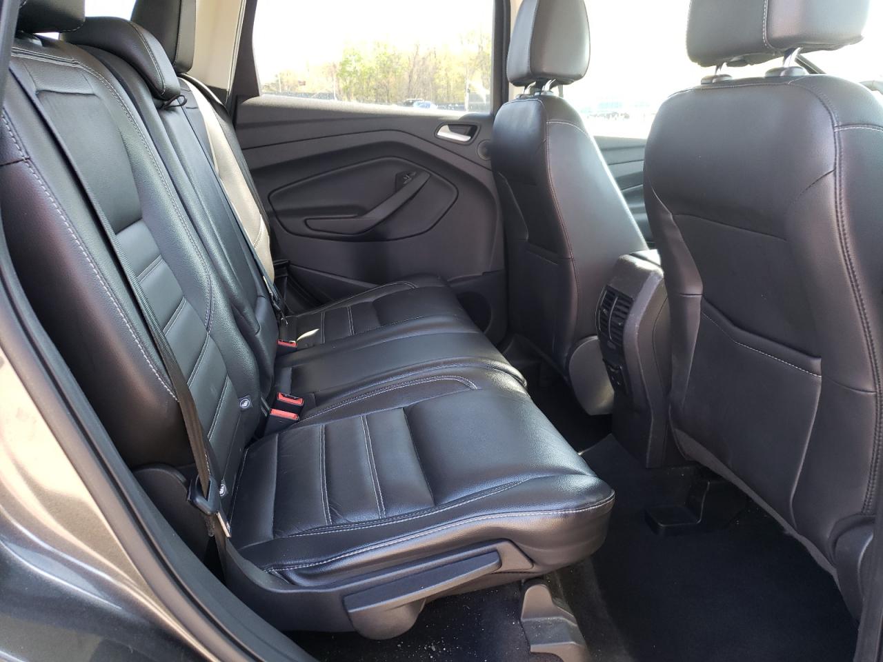 Photo 6 from auction – 2017 FORD ESCAPE TIT with VIN 1FMCU9J91HUD72109