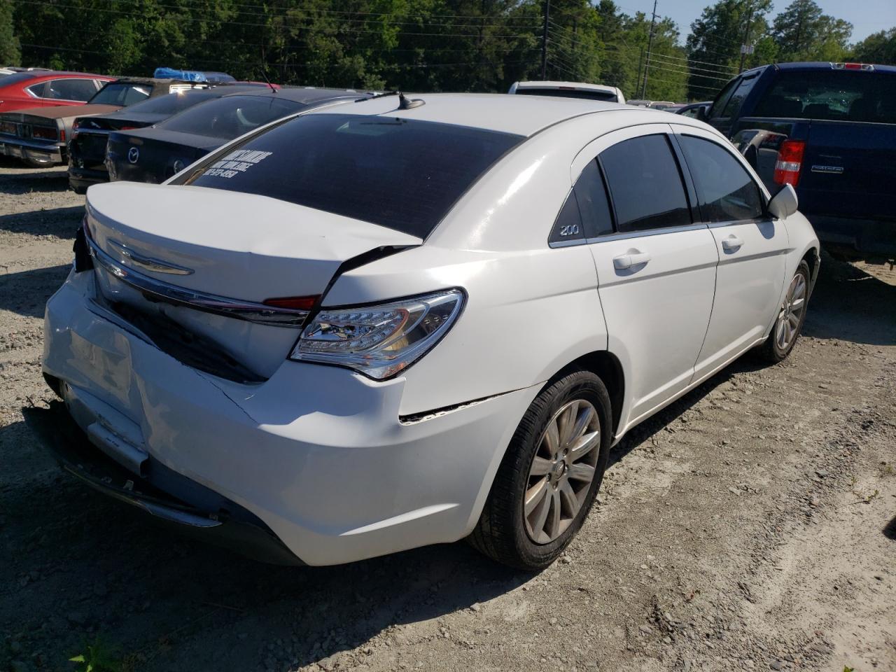 Photo 4 from auction – 2014 CHRYSLER 200 TOURIN with VIN 1C3CCBBB9EN185159