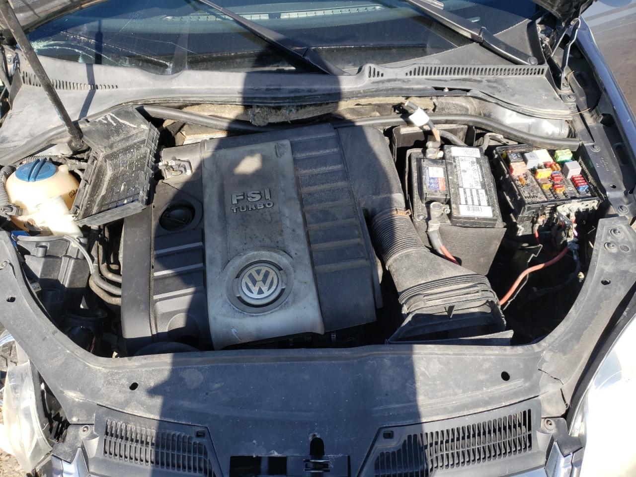 Photo 7 from auction – 2008 VOLKSWAGEN JETTA WOLF with VIN 3VWRJ71K48M159901