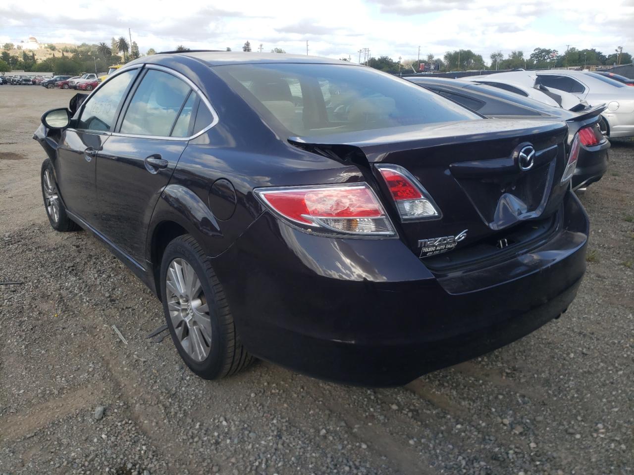Photo 3 from auction – 2010 MAZDA 6 I with VIN 1YVHZ8CH8A5M06857