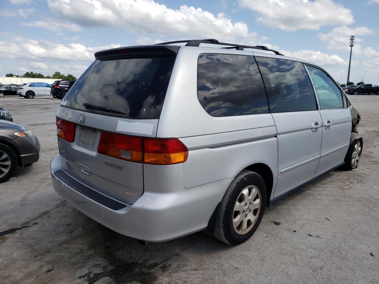 Photo 4 from auction – 2002 HONDA ODYSSEY EX with VIN 5FNRL18912B009687