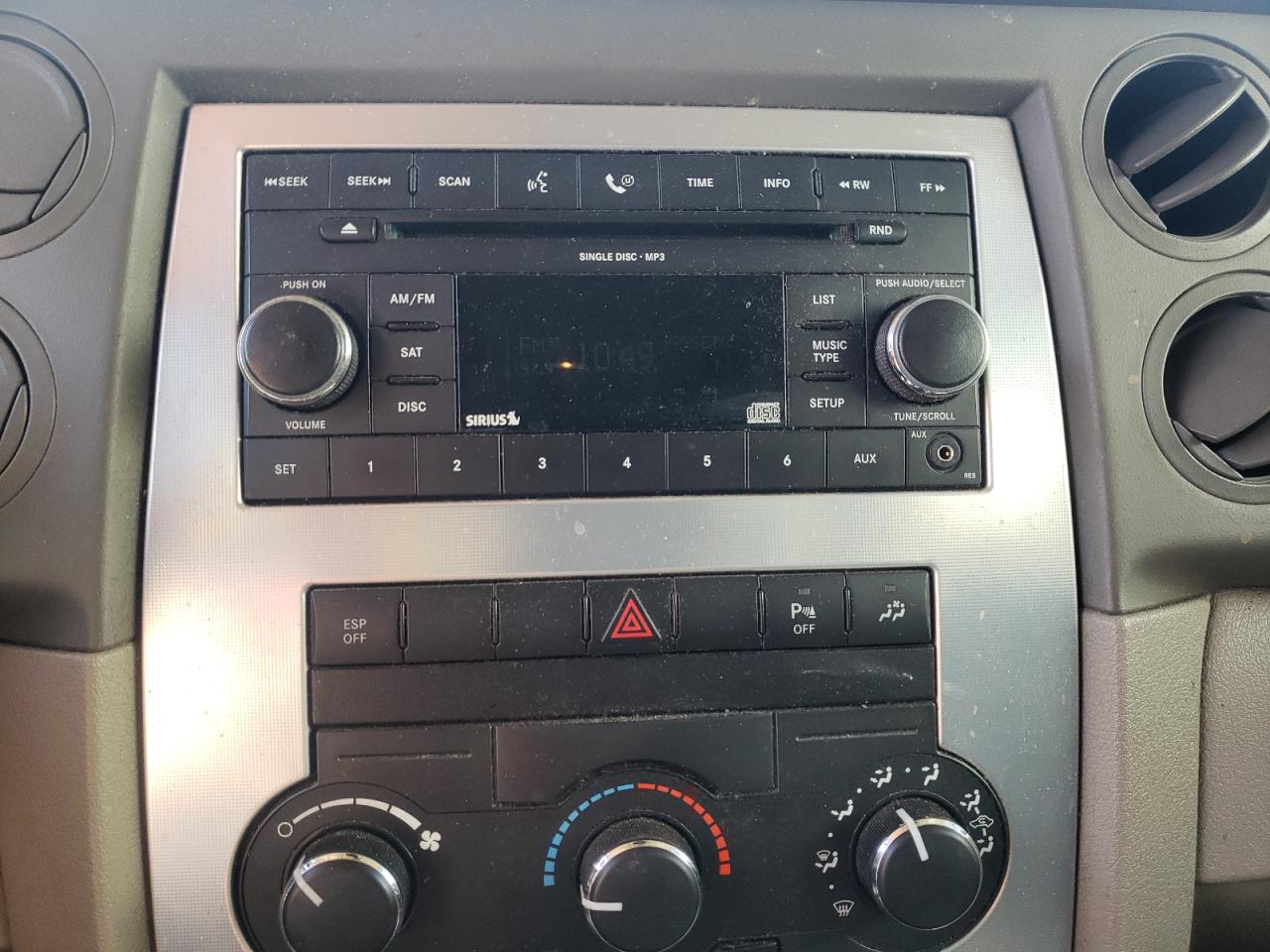 Photo 9 from auction – 2008 JEEP COMMANDER with VIN 1J8HG48K18C166655