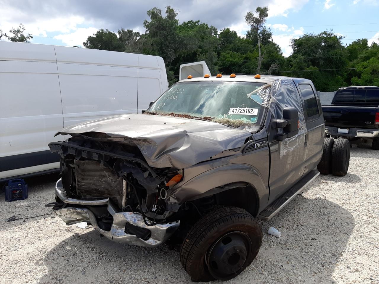Photo 2 from auction – 2012 FORD F350 SUPER with VIN 1FD8W3H61CEA54163