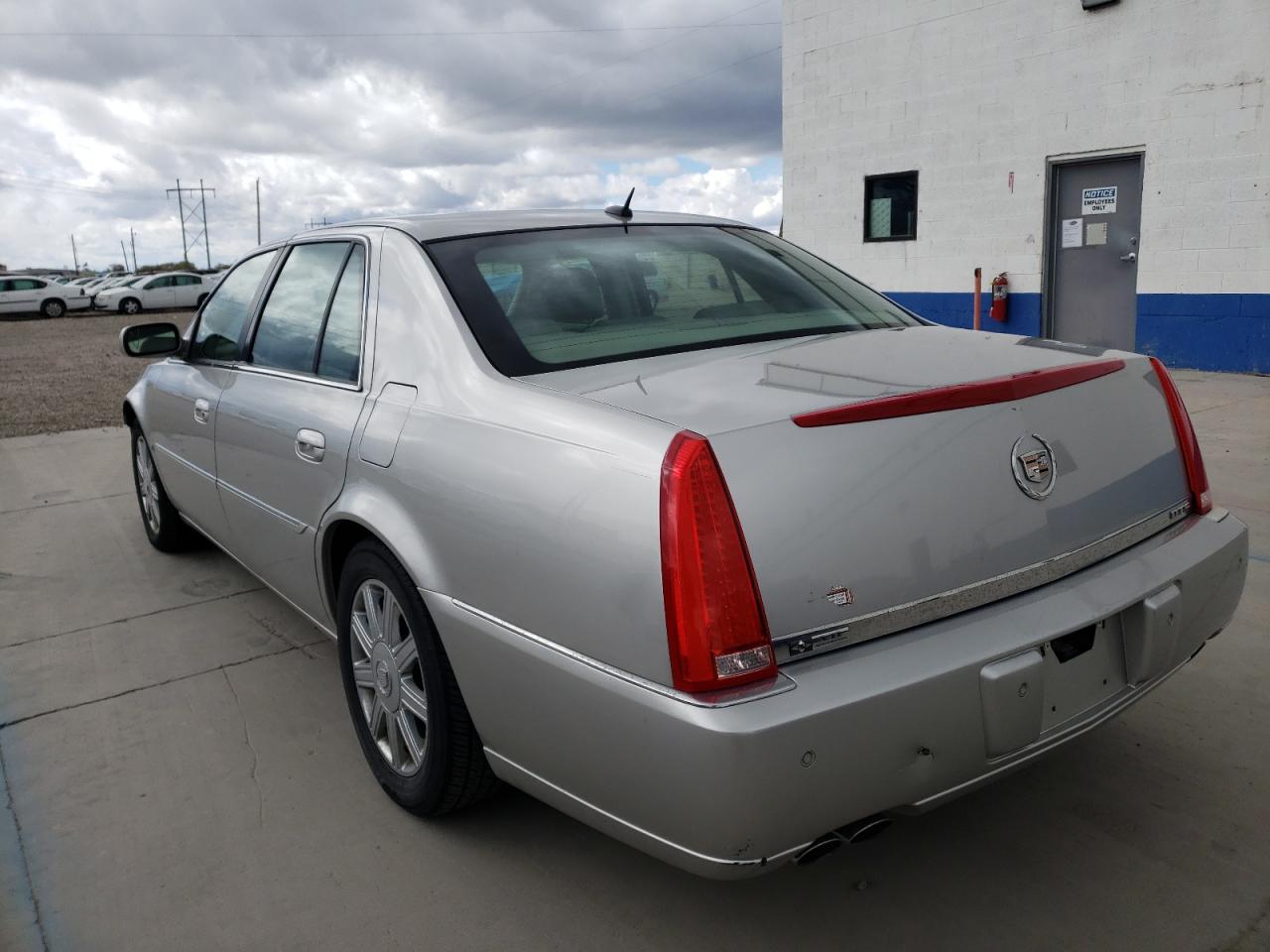 Photo 3 from auction – 2006 CADILLAC DTS with VIN 1G6KD57Y86U100468