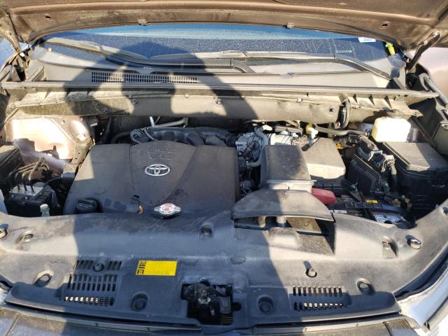Photo 7 from auction – 2019 TOYOTA HIGHLANDER with VIN 5TDKZRFH4KS339053