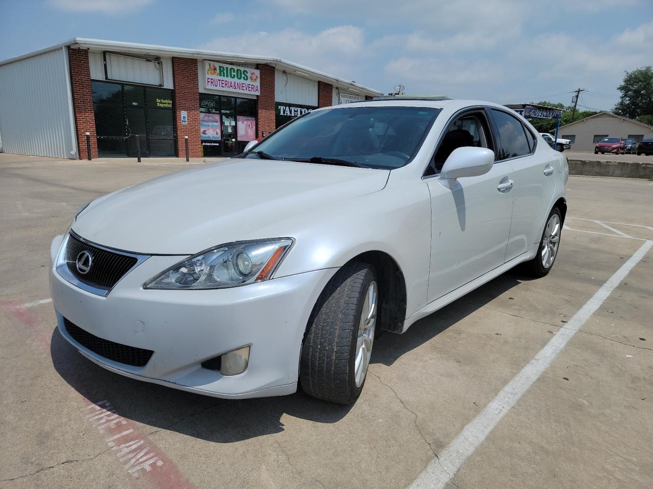 Photo 2 from auction – 2008 LEXUS IS 250 with VIN JTHCK262185018225