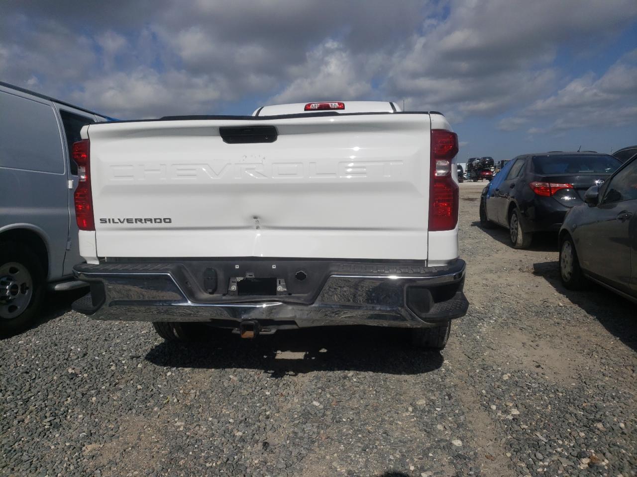 Photo 6 from auction – 2021 CHEVROLET SILVERADO with VIN 3GCNWAEF5MG326045