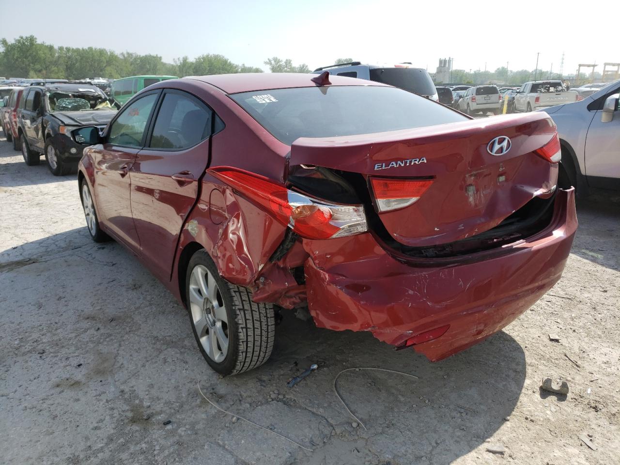 Photo 3 from auction – 2012 HYUNDAI ELANTRA with VIN KMHDH4AE5CU349255