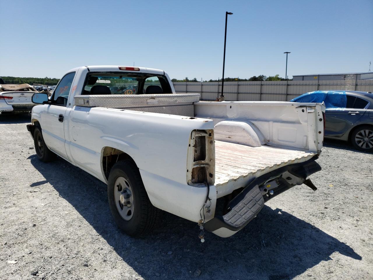 Photo 3 from auction – 2001 CHEVROLET SILVERADO with VIN 1GCEC14W91Z182862