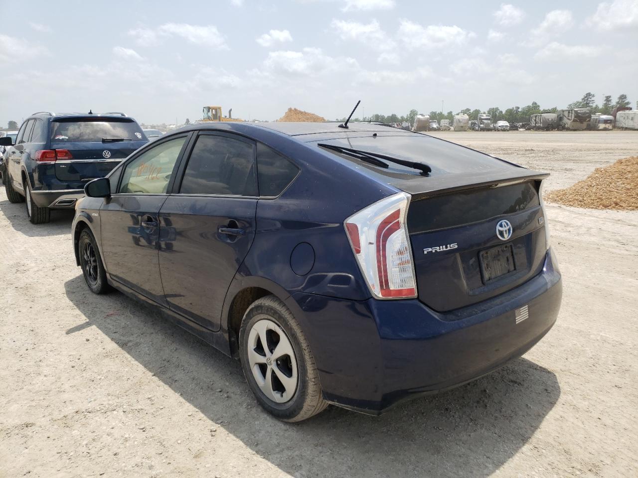 Photo 3 from auction – 2012 TOYOTA PRIUS with VIN JTDKN3DU3C1600177