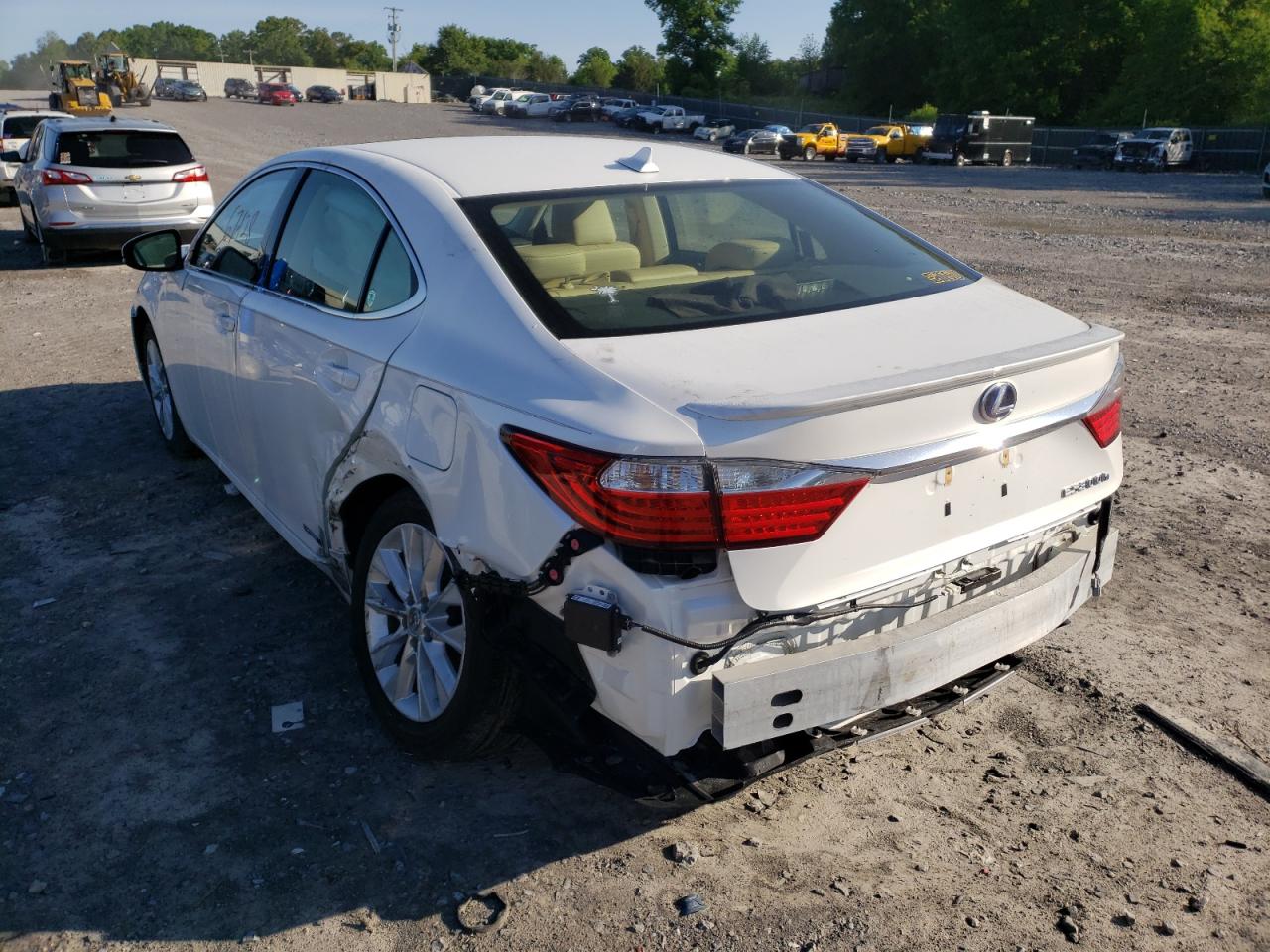 Photo 3 from auction – 2014 LEXUS ES 300H with VIN JTHBW1GG6E2052713