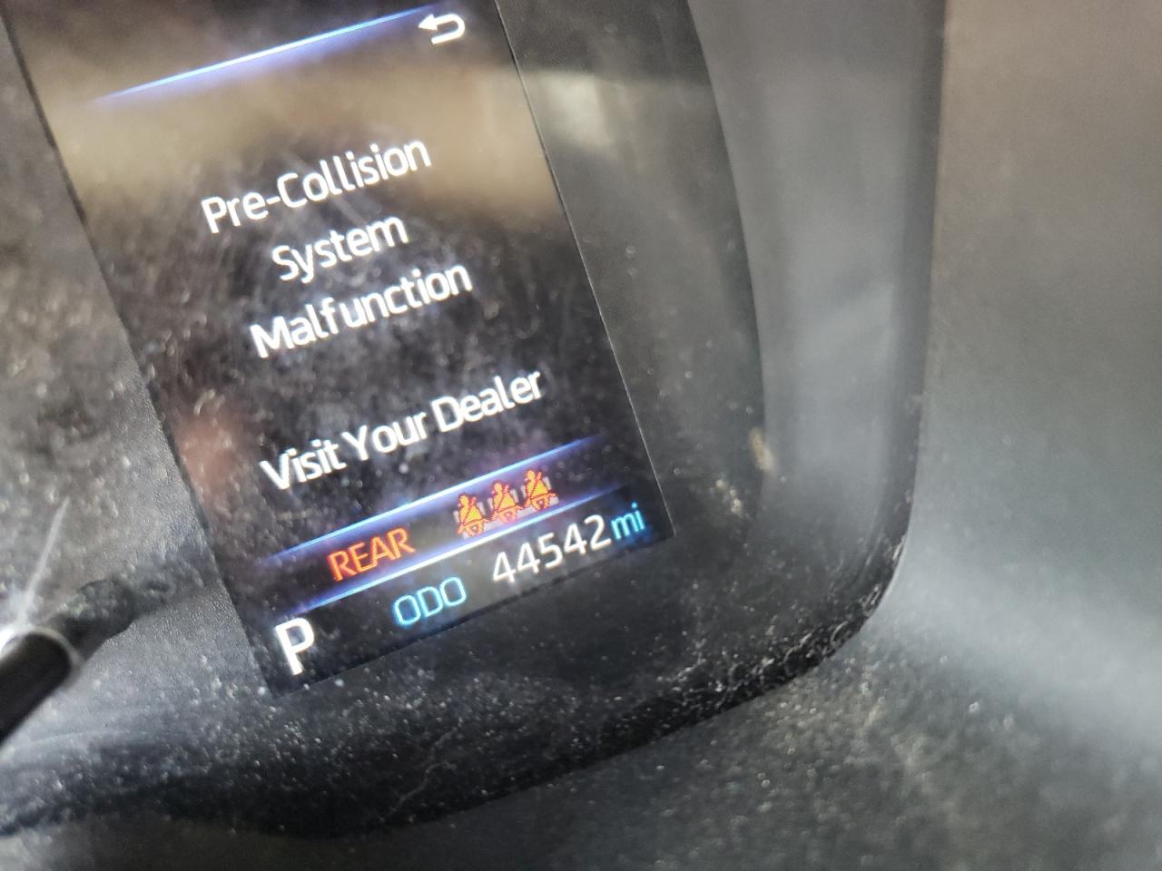 Photo 8 from auction – 2021 TOYOTA COROLLA LE with VIN 5YFEPMAE5MP180848