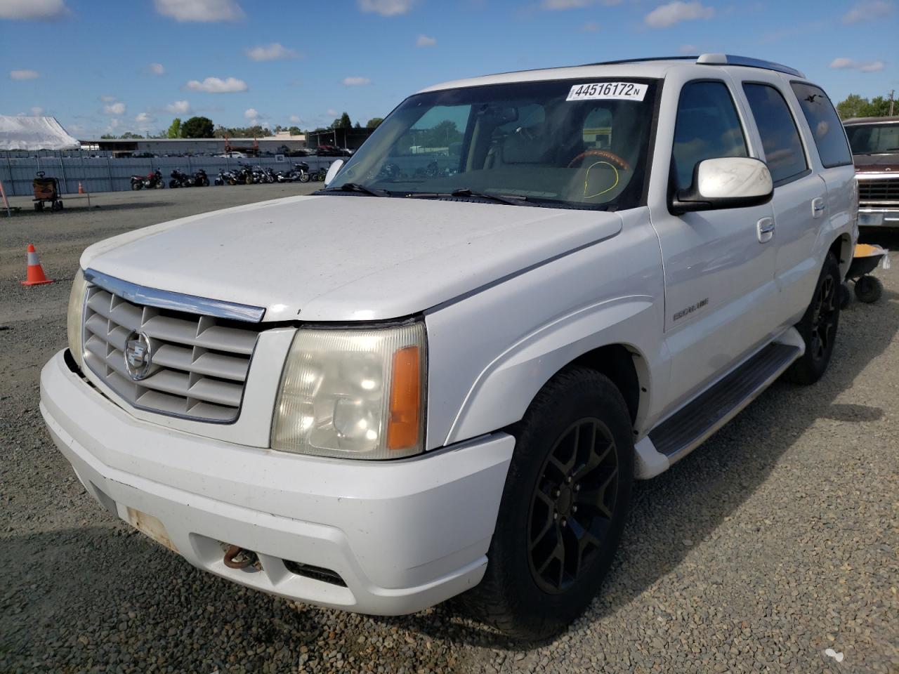 Photo 2 from auction – 2002 CADILLAC ESCALADE L with VIN 1GYEK63NX2R112811