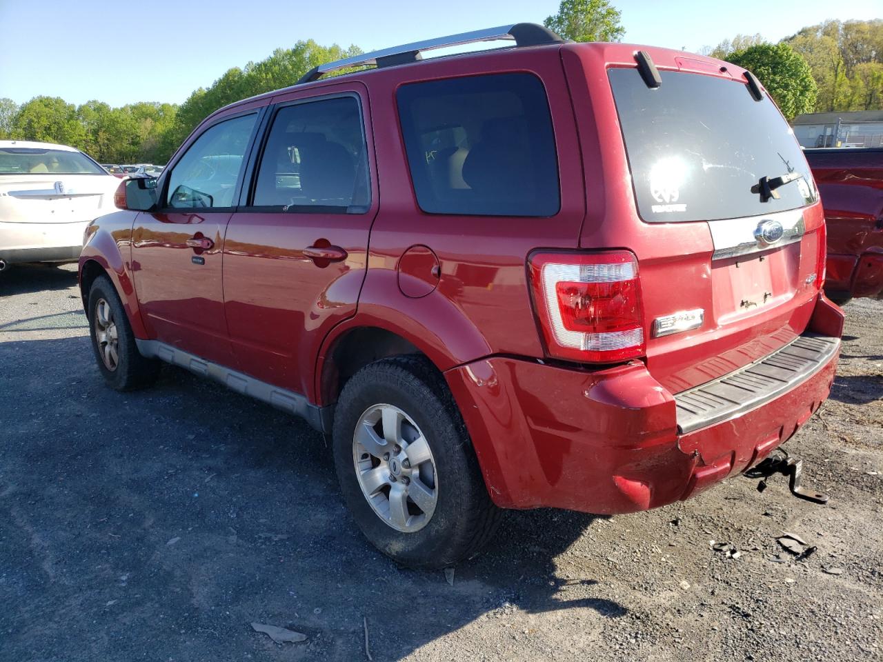 Photo 3 from auction – 2009 FORD ESCAPE LIM with VIN 1FMCU94G39KB65468