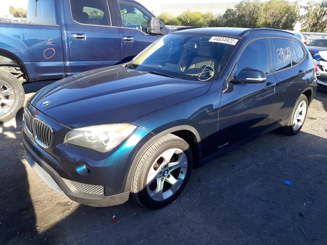 Photo 2 from auction – 2014 BMW X1 SDRIVE2 with VIN WBAVM1C52EVW49989