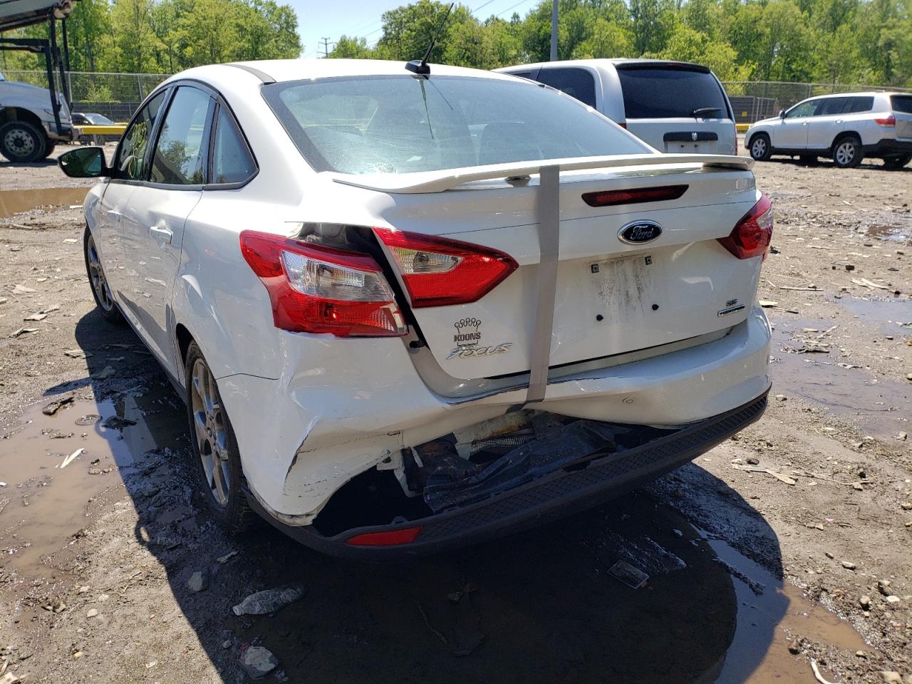 Photo 9 from auction – 2014 FORD FOCUS SE with VIN 1FADP3F28EL368803