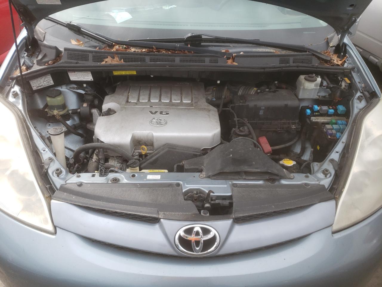 Photo 11 from auction – 2007 TOYOTA SIENNA LE with VIN 5TDBK23C27S007625