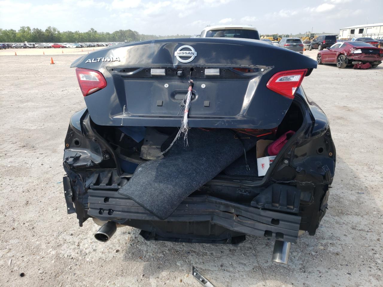 Photo 9 from auction – 2016 NISSAN ALTIMA 2.5 with VIN 1N4AL3AP4GN338674