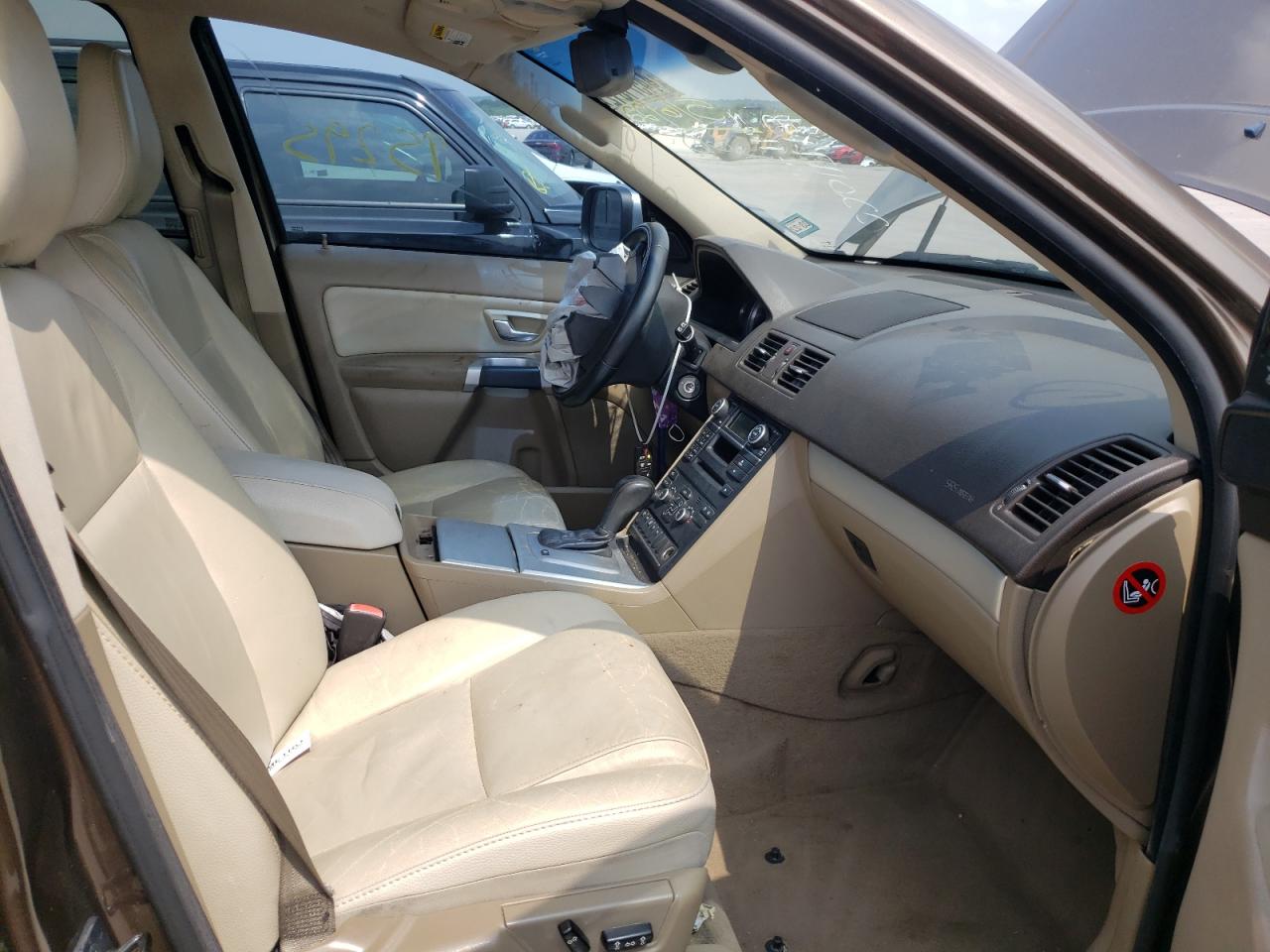 Photo 5 from auction – 2013 VOLVO XC90 3.2 with VIN YV4952CY5D1643799