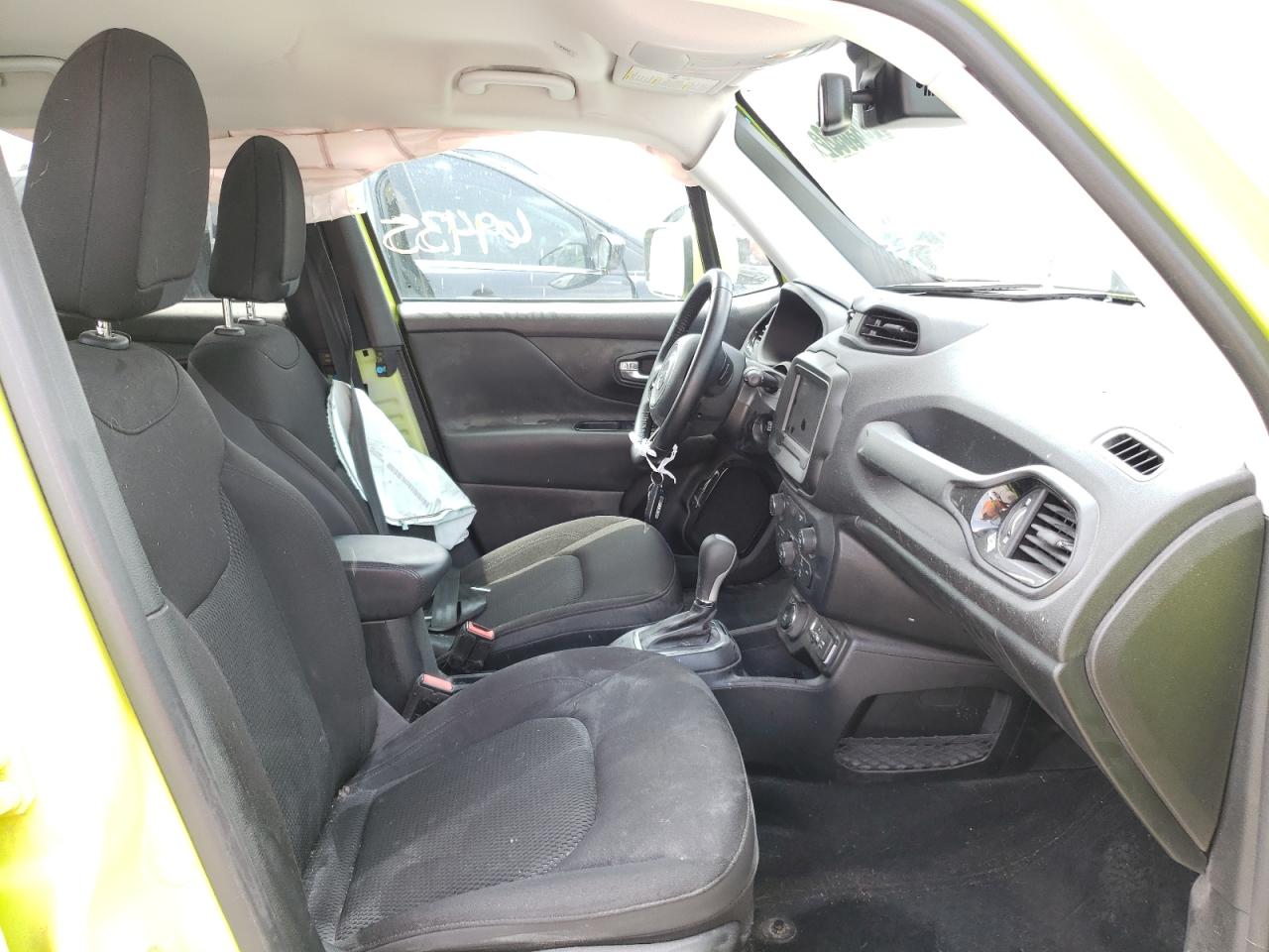 Photo 5 from auction – 2018 JEEP RENEGADE L with VIN ZACCJBBB6JPH09984