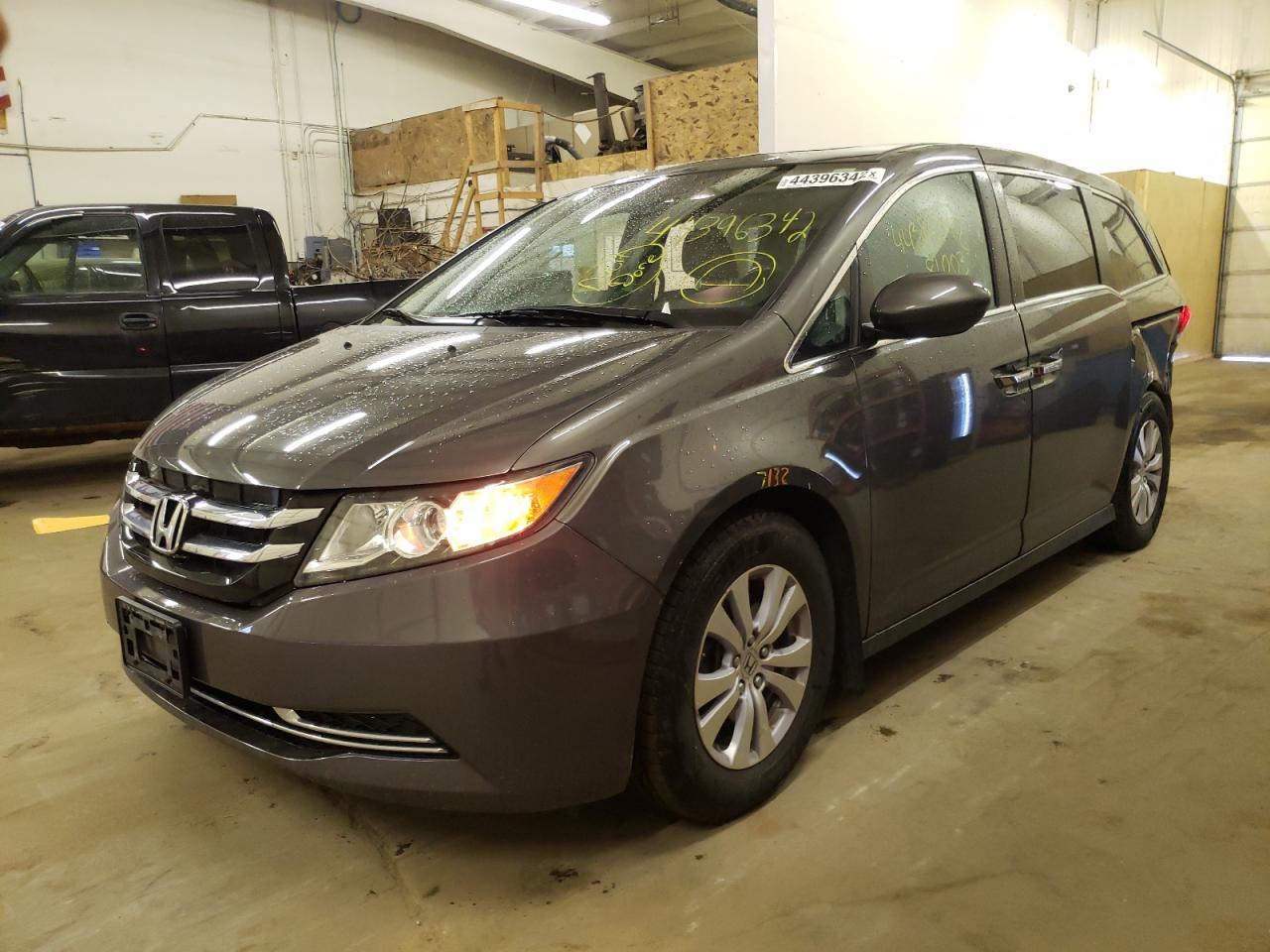 Photo 2 from auction – 2015 HONDA ODYSSEY EX with VIN 5FNRL5H65FB020243