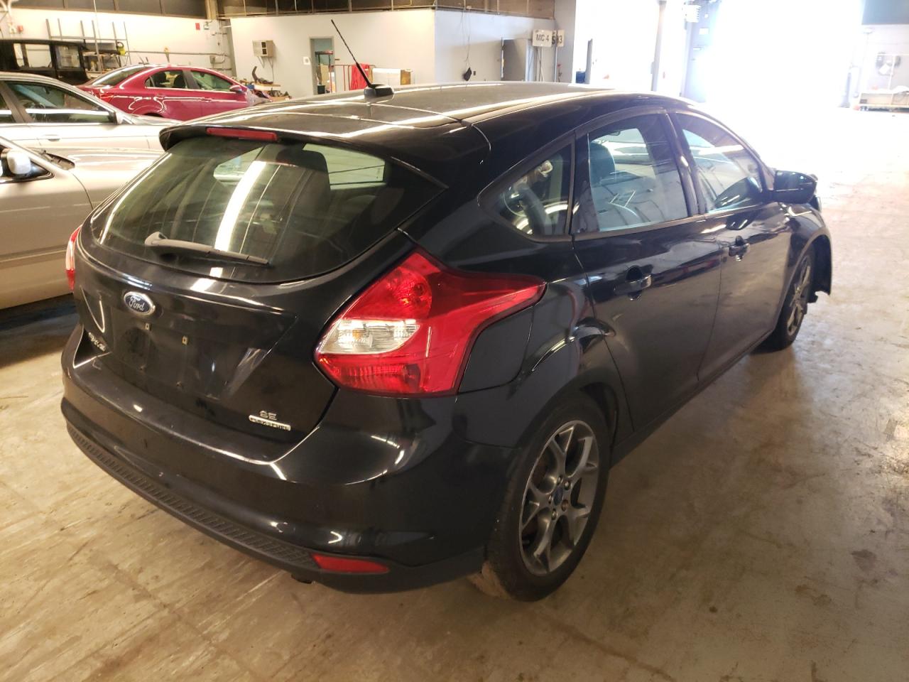 Photo 4 from auction – 2014 FORD FOCUS SE with VIN 1FADP3K29EL206913