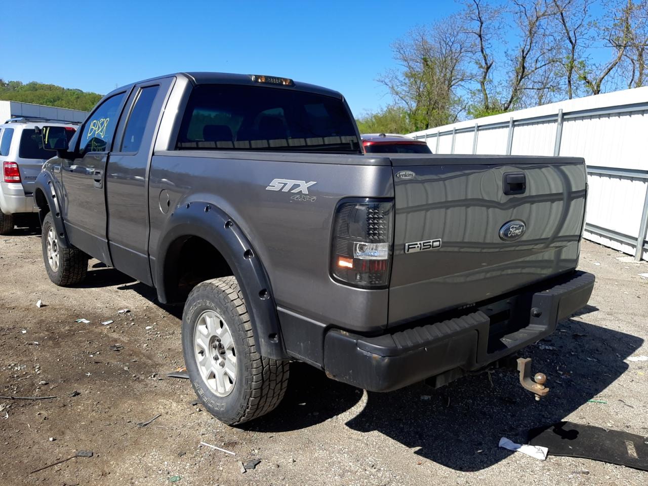 Photo 3 from auction – 2007 FORD F150 with VIN 1FTRX14W97FB85664