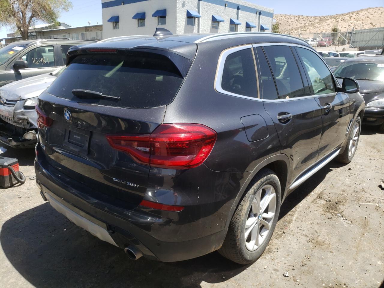 Photo 4 from auction – 2021 BMW X3 SDRIVE3 with VIN 5UXTY3C03M9H04022