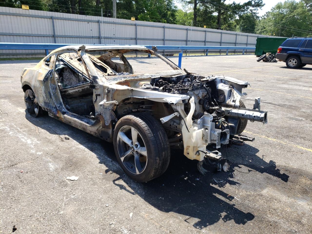 FORD MUSTANG 2019 with VIN 1FA6P8TH1K5141953 - Photo from auction
