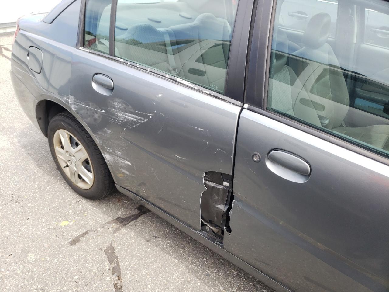Photo 9 from auction – 2006 SATURN ION LEVEL with VIN 1G8AJ55F26Z131277