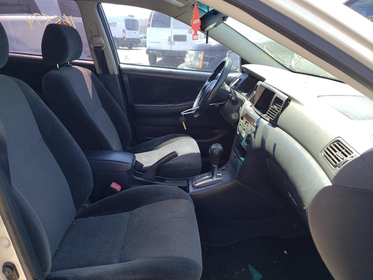Photo 5 from auction – 2004 TOYOTA COROLLA CE with VIN 1NXBR32E44Z260419