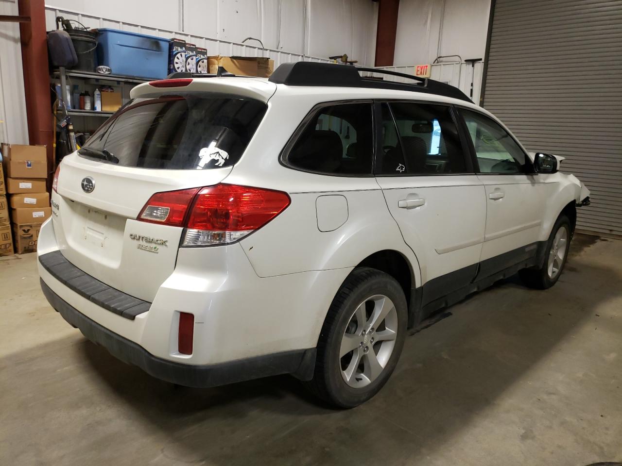 Photo 4 from auction – 2013 SUBARU OUTBACK 2. with VIN 4S4BRBKC9D3218083